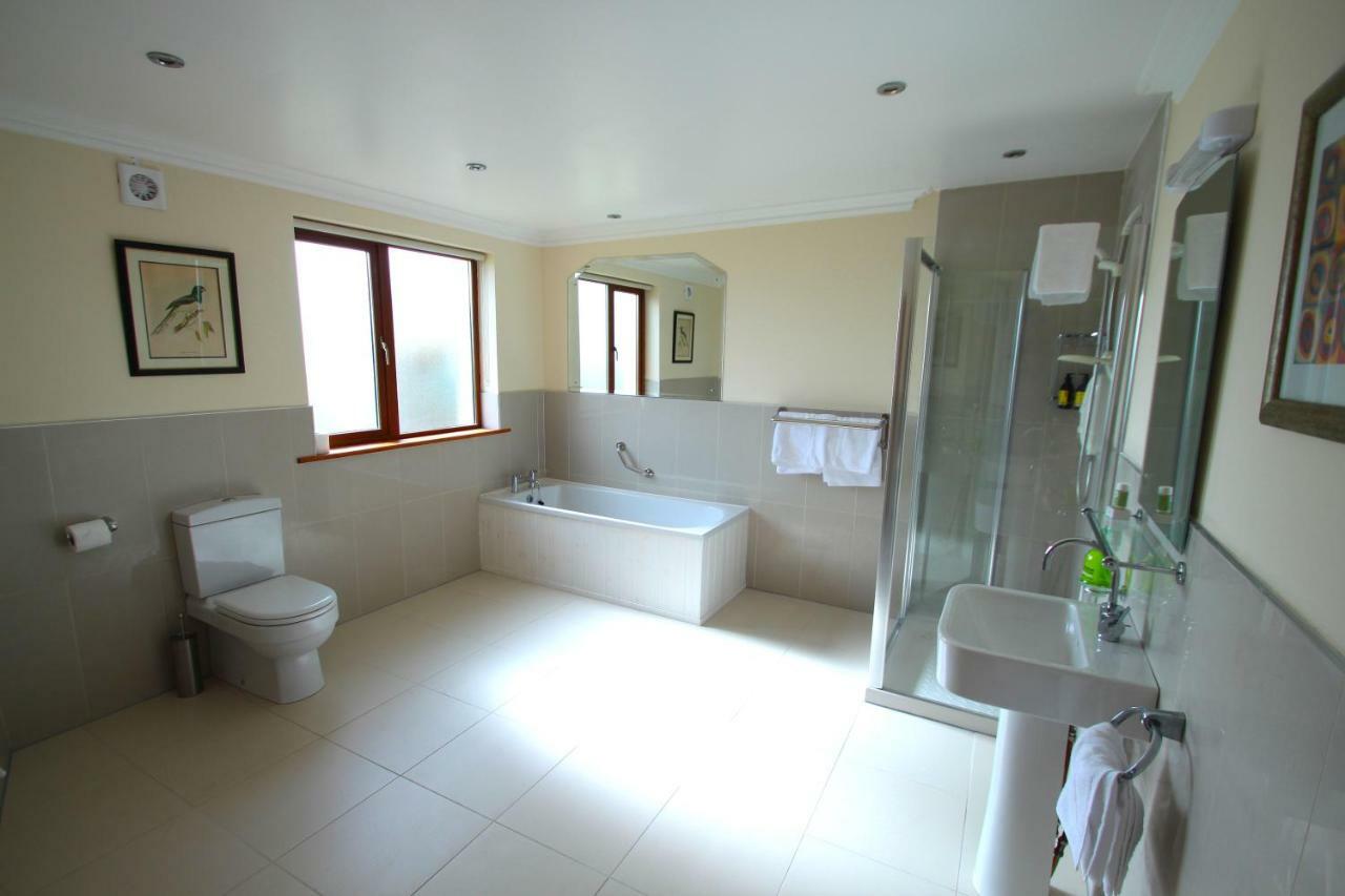 Island View Luxury Apartment Clifden Exteriör bild